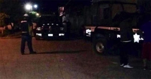 polizia messicana notturno