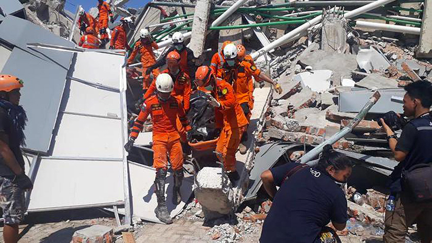 terremoto indonesia c ansa epa