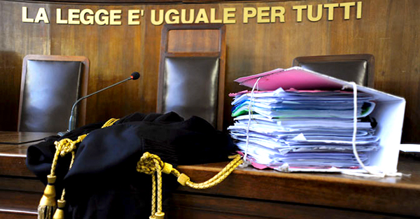 tribunale-toghe1